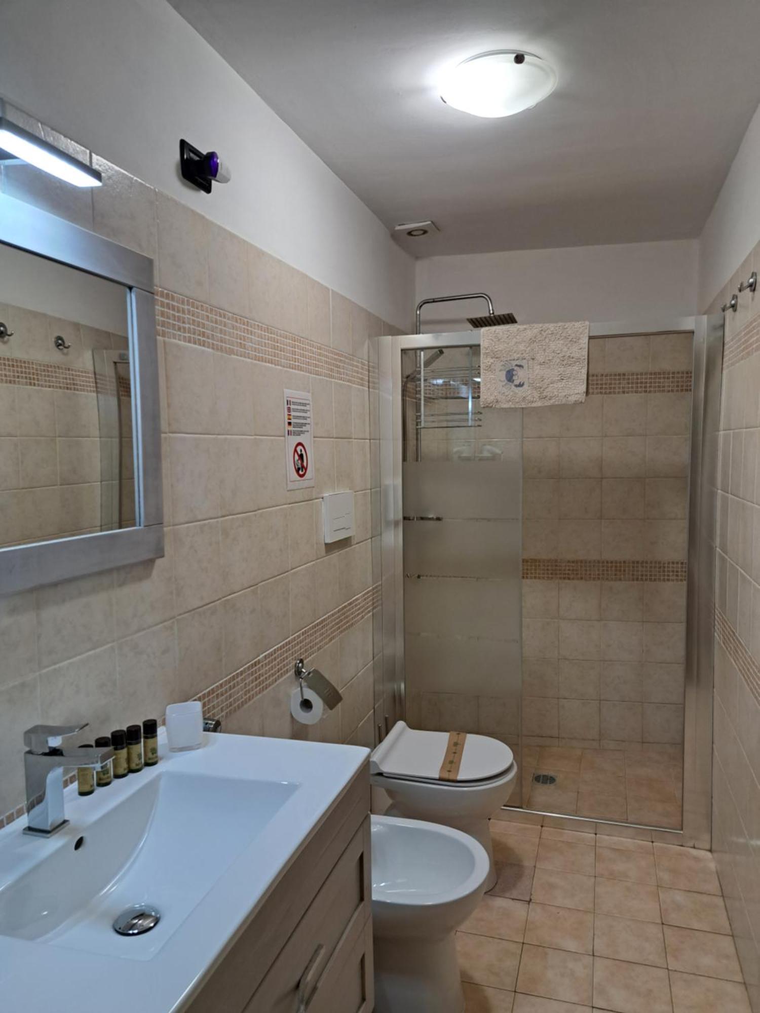 Palazzo Castellano Bed & Breakfast Lecce Bilik gambar